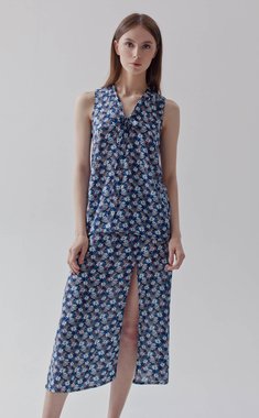 Юбка с боковым разрезом в мелкий цветочный принт