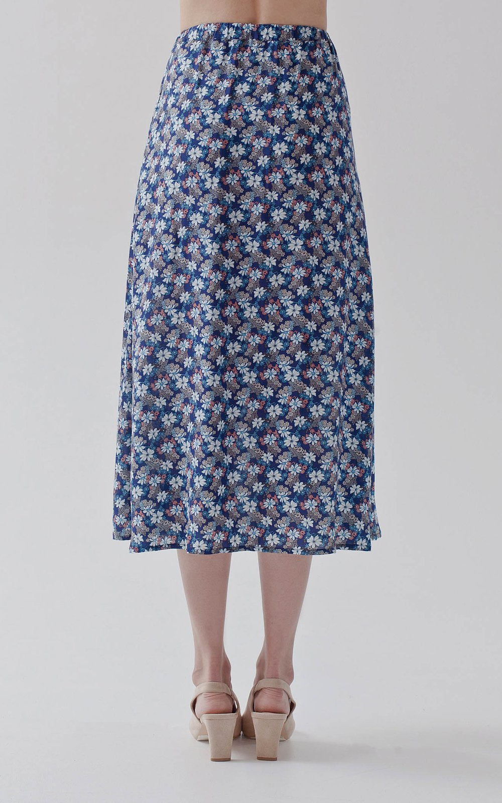 Юбка с боковым разрезом в мелкий цветочный принт